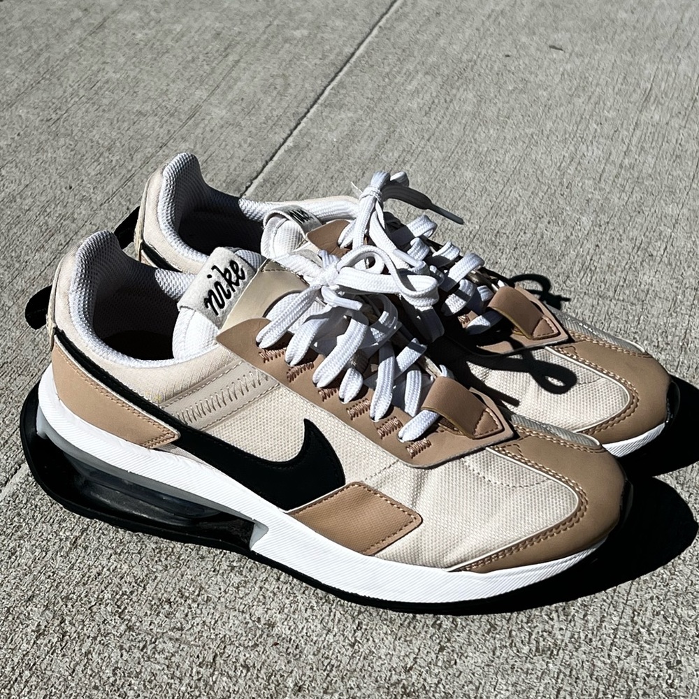 2021 Wmns Air Max Pre-Day 'Oatmeal